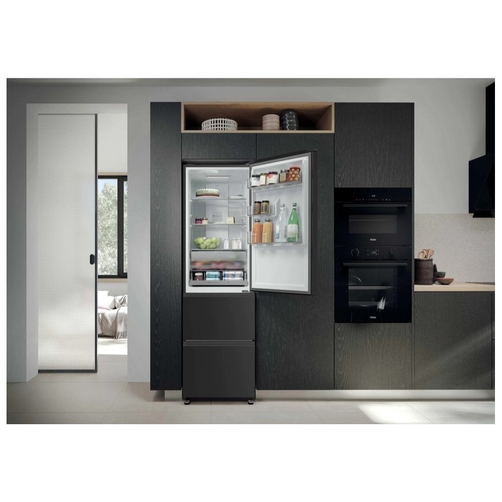Haier HTR3518ENMTK 60/40 Fridge Freezer - Black : H 185cm :