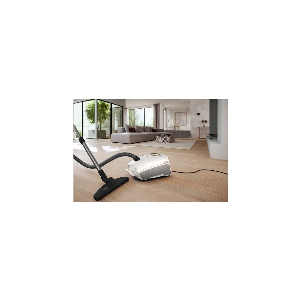 Miele Guard L1 Parquet XL Vacuum Cleaner